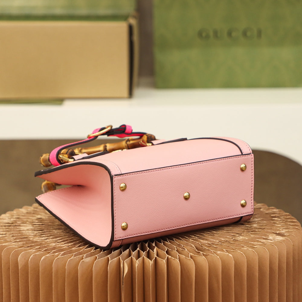 Petit sac fourre-tout Diana de Gucc ! en cuir rose thé