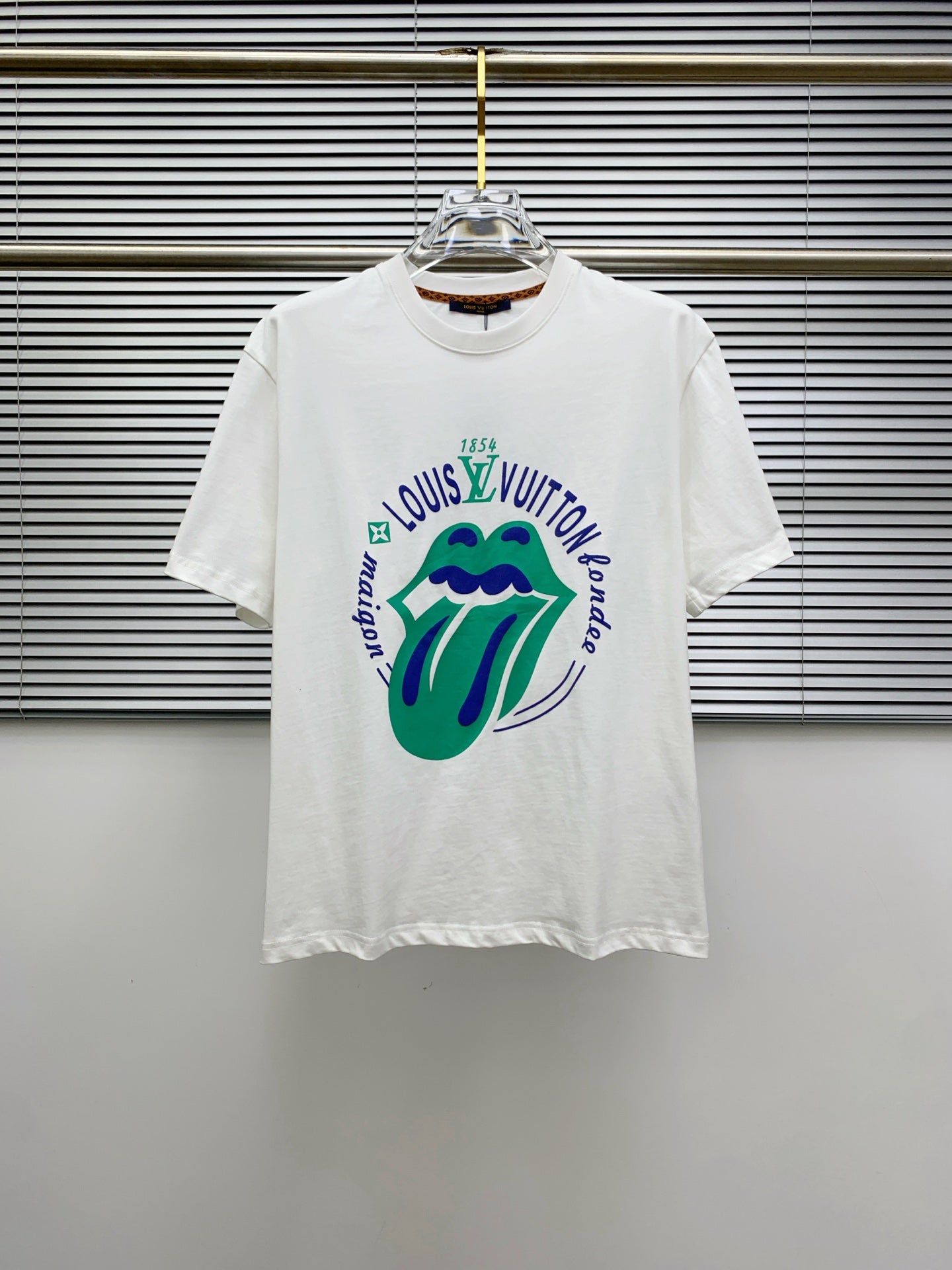 T-shirt à manches courtes en coton LV avec logo classique