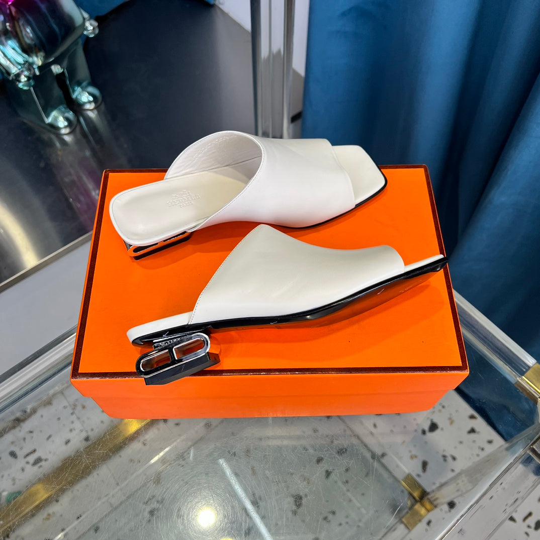 Sandale à talon conique Hermès