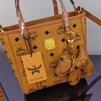 حقيبة تسوق صغيرة من MCM Toni Shopper