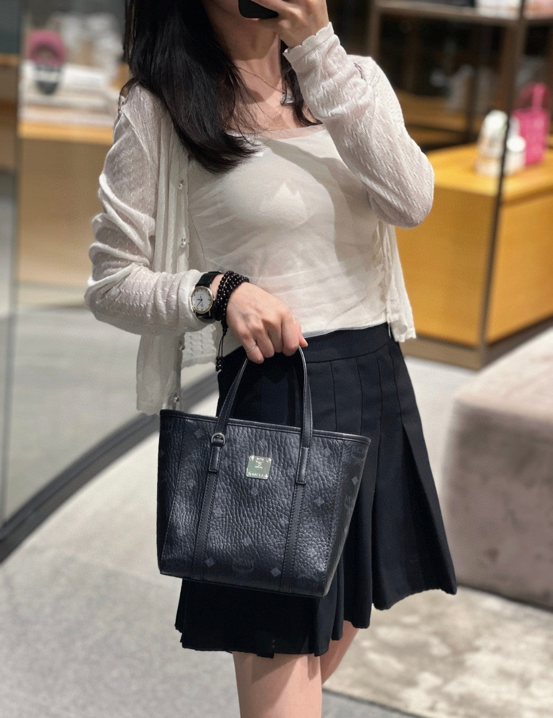 حقيبة تسوق صغيرة من MCM Toni Shopper
