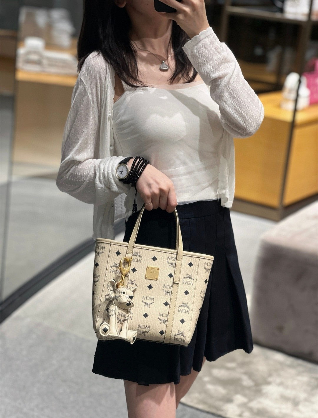 حقيبة تسوق صغيرة من MCM Toni Shopper