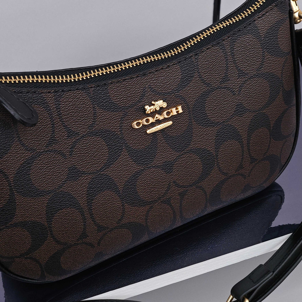 حقيبة كروس صغيرة من كوتش! تيري