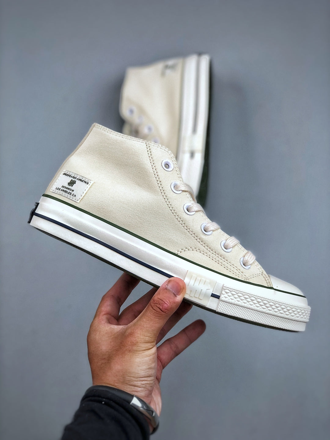 Convers! X Undefeated Chuck 70 Mid Sneakers