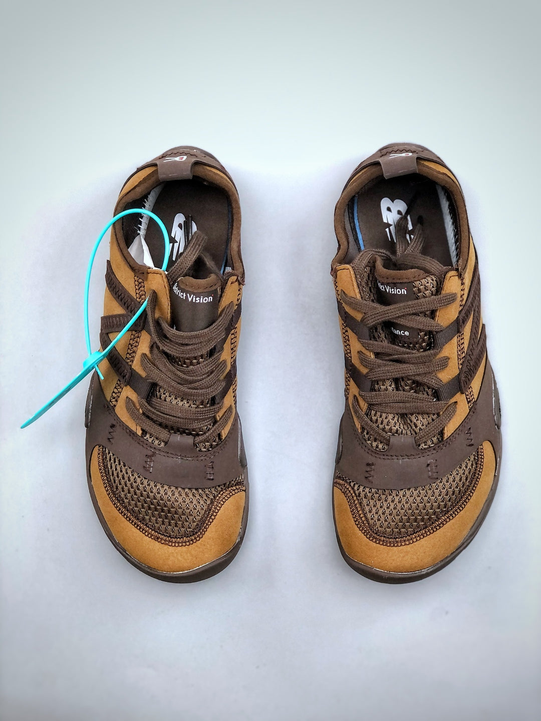 New Balanc! MT10 Sneaker