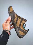 New Balanc! MT10 Sneaker