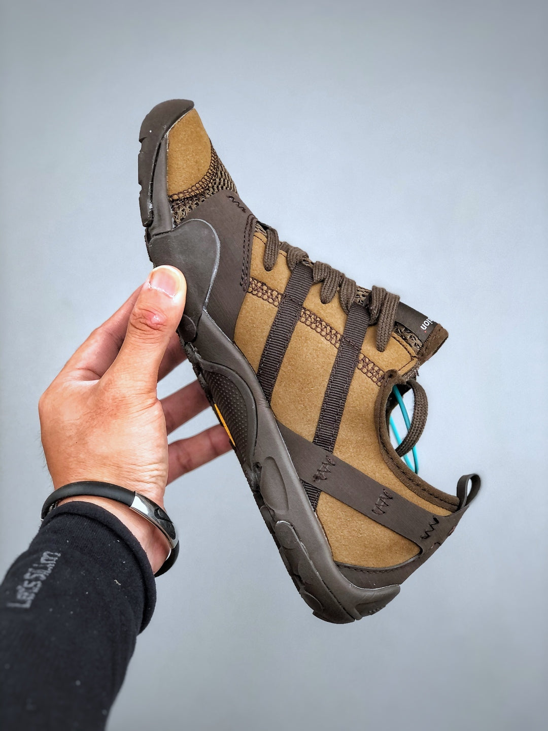 New Balanc! MT10 Sneaker