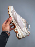Loew! x On
Cloudventu! 2.0 sneaker