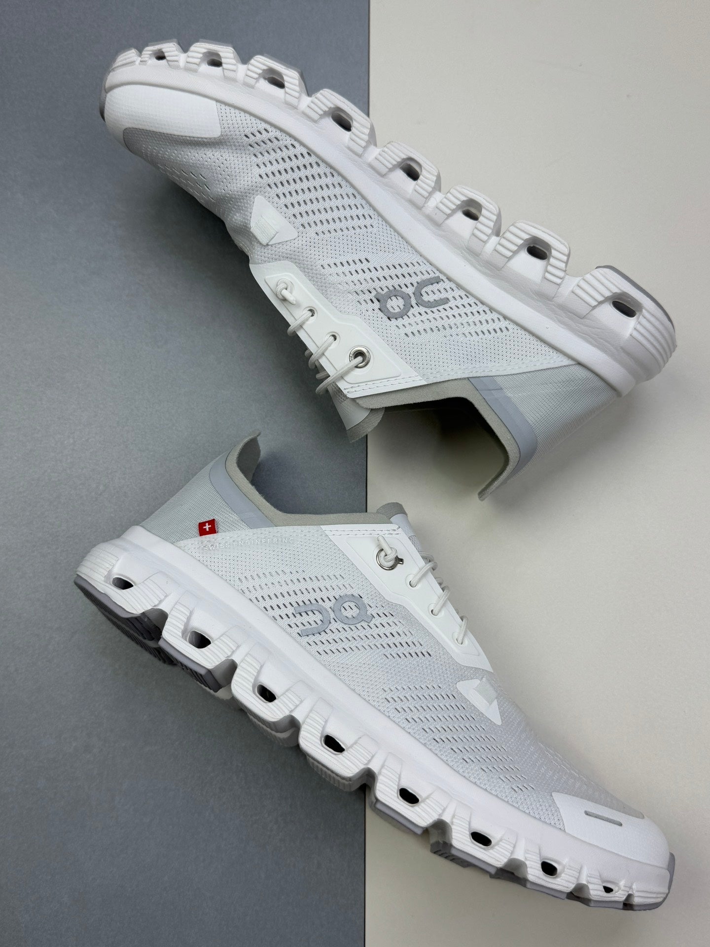On Clou! 6 Push Sneaker