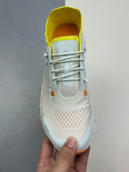 On Clou! 6 Push Sneaker