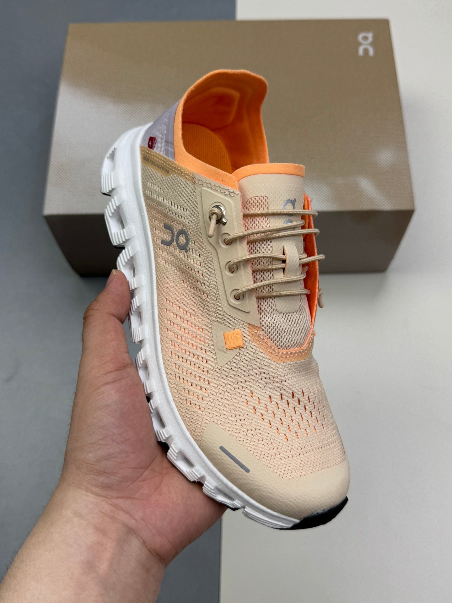 Sur Clou! 6 Push Sneaker