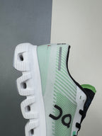 On Clou! 6 Push Sneaker