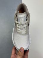 On Clou! 6 Push Sneaker