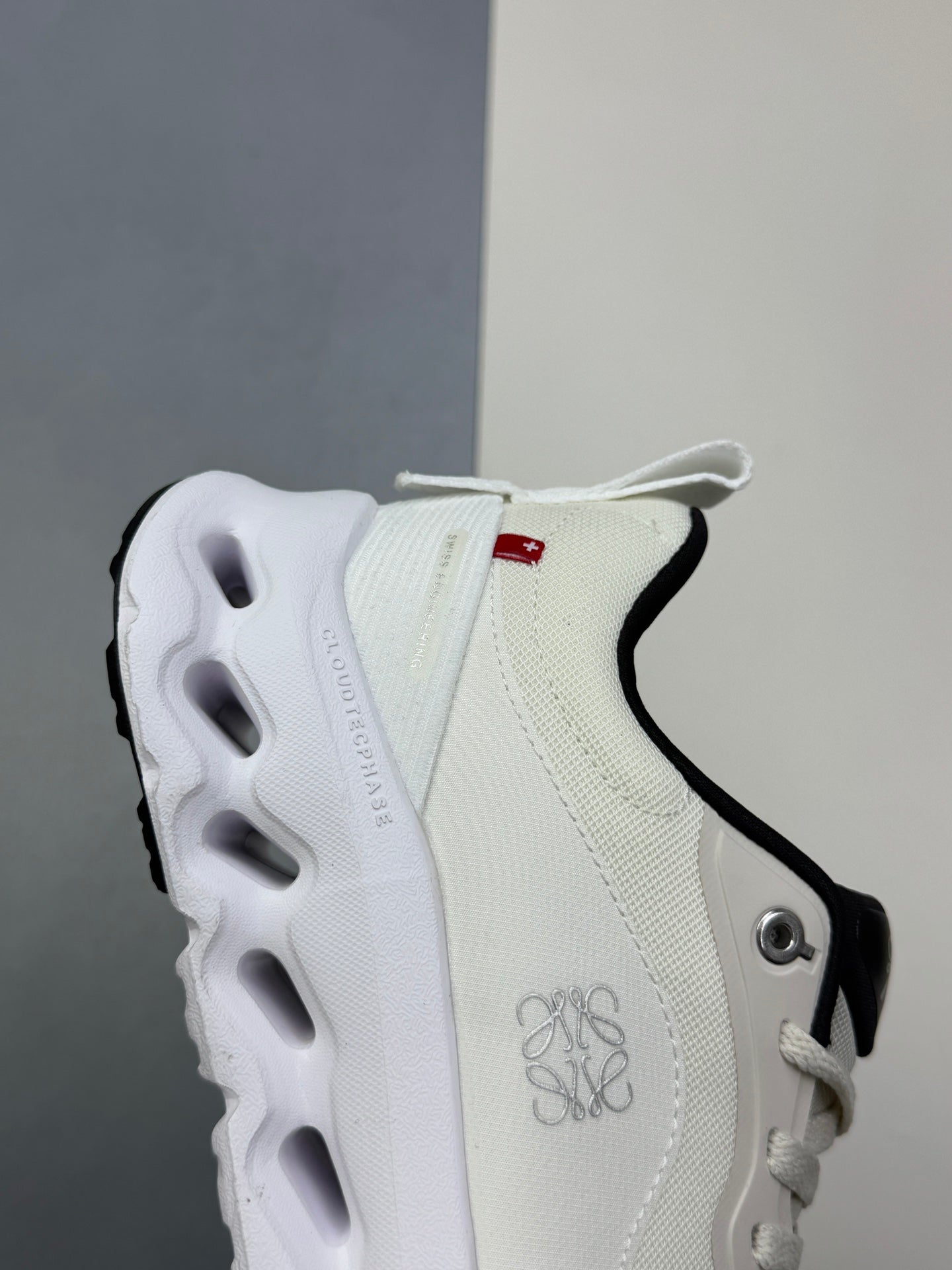On Runni! x Loew! Cloudtilt 2.0 sneaker