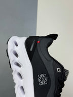 On Runni! x Loew! Cloudtilt 2.0 sneaker