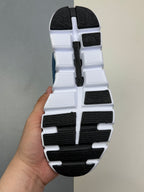 On Clou! 6 Push Sneaker
