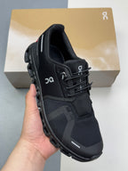 On Clou! 6 Push Sneaker