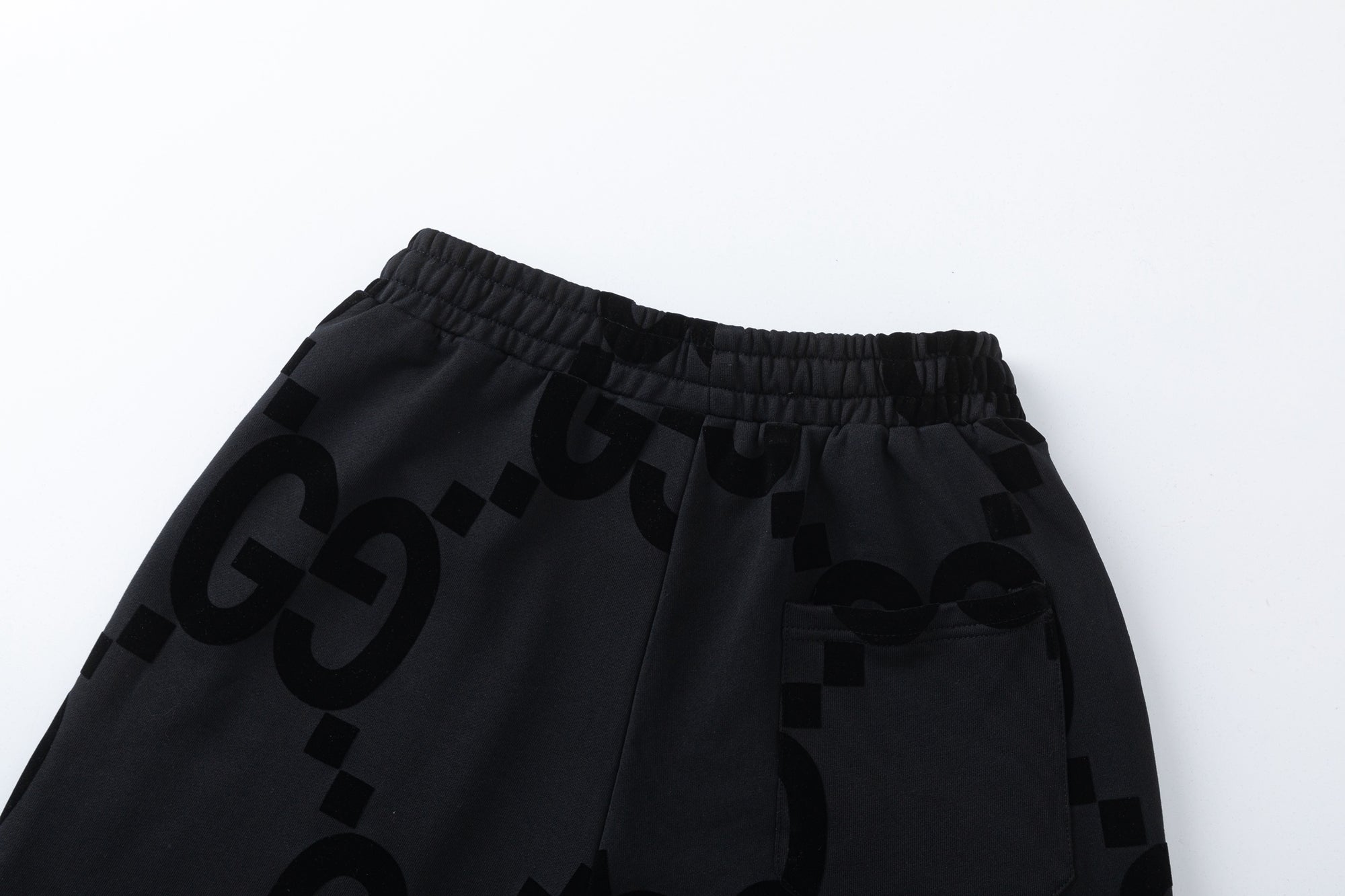 Gucc! G Logo Shorts