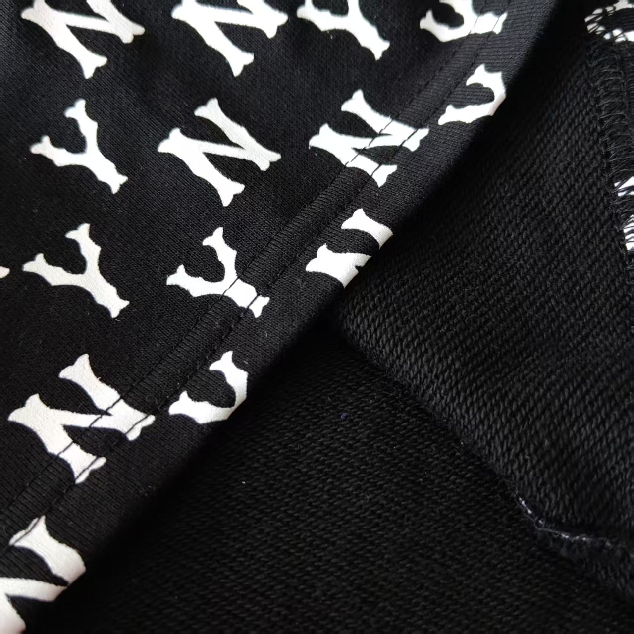 Short avec logo MLB