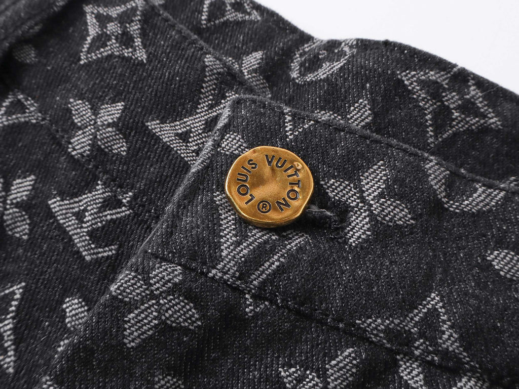 شورت بشعار LV مونوغرام 