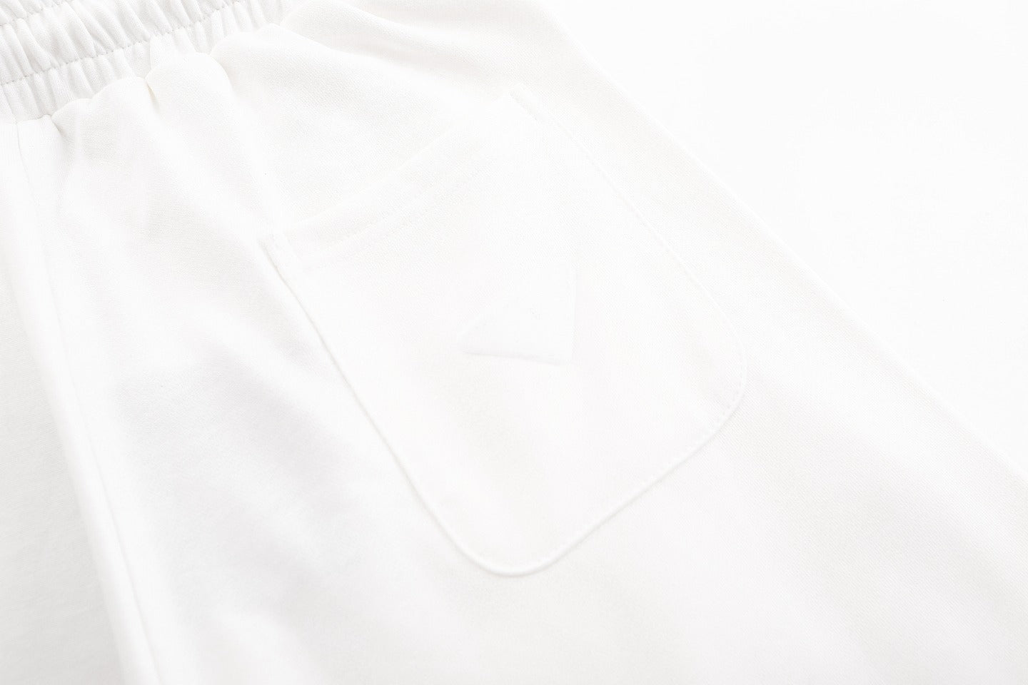 Prad! Logo Shorts