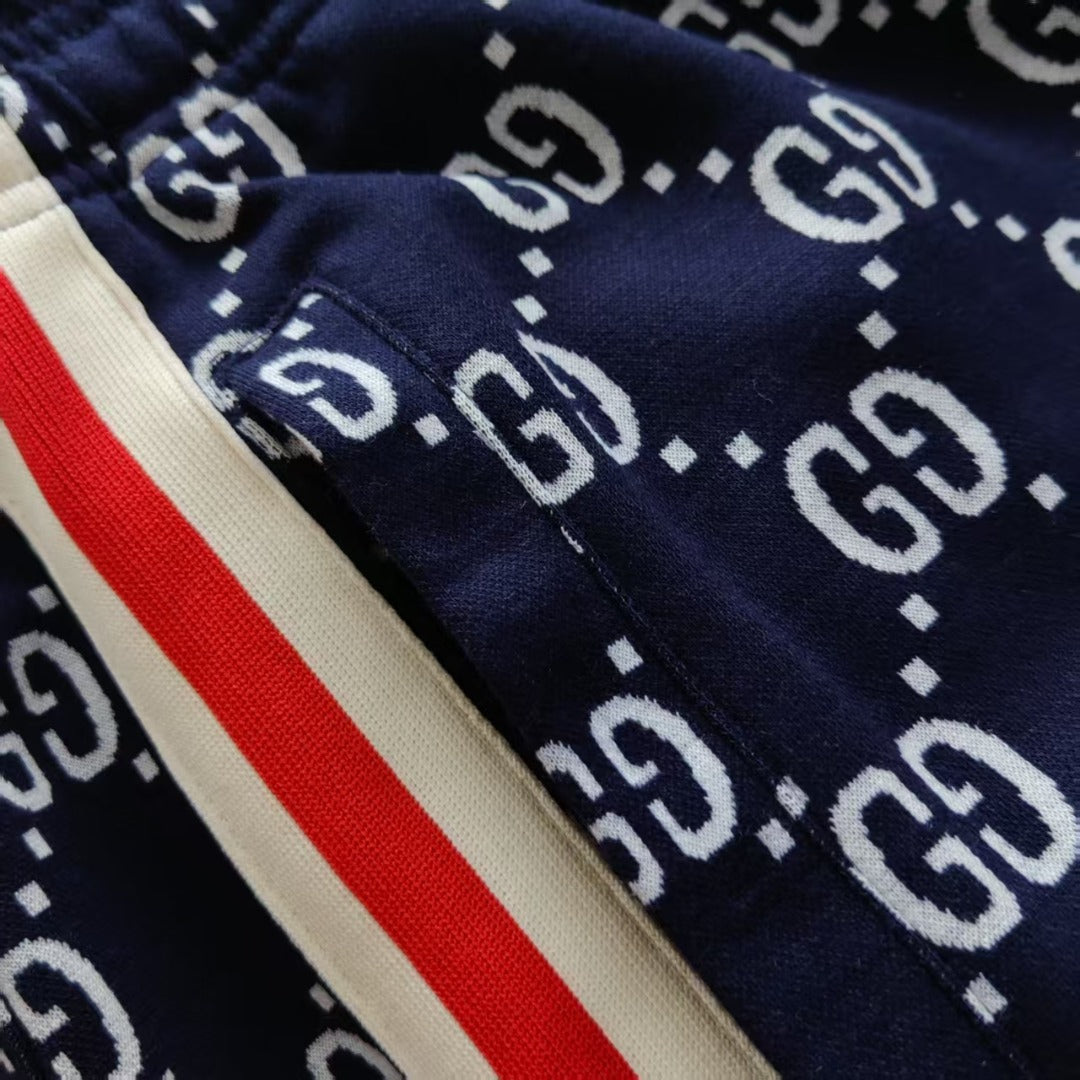 Short Gucc! G Logo