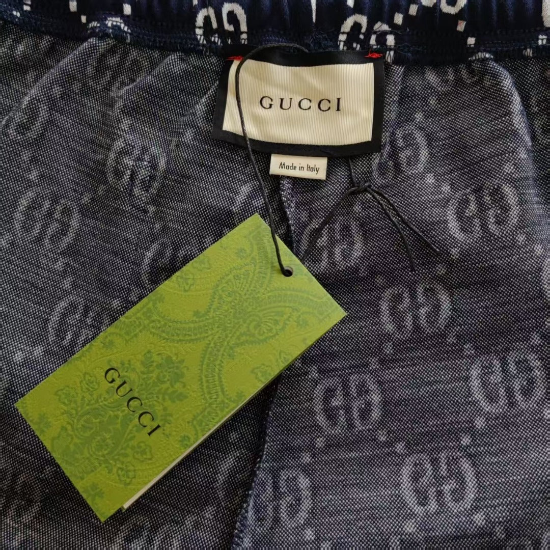 Short Gucc! G Logo