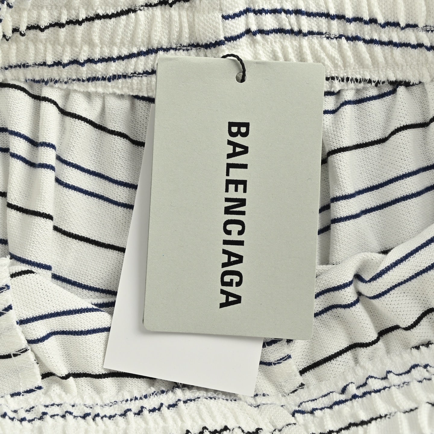 Short Balenciaga avec logo