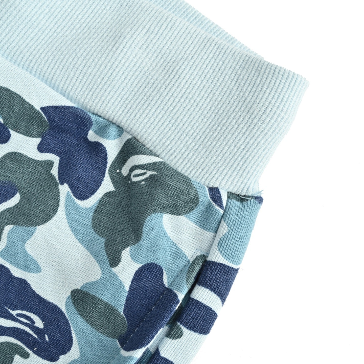 Short camouflage requin Bap! ABC