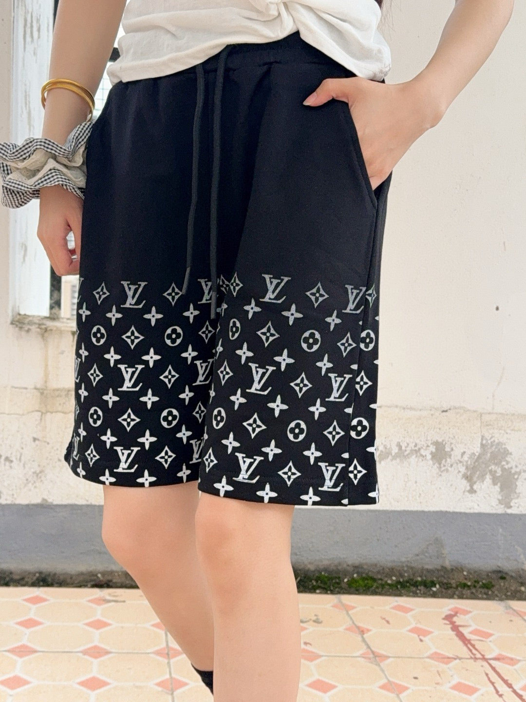 Short avec logo monogramme LV