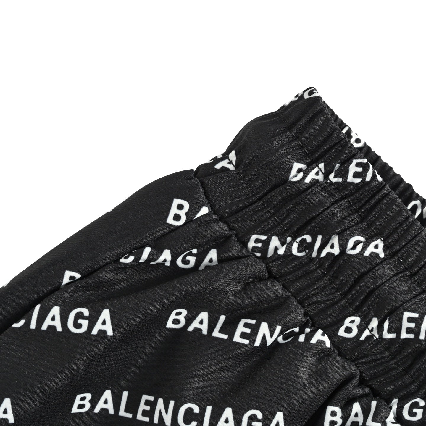 Short Balenciaga avec logo