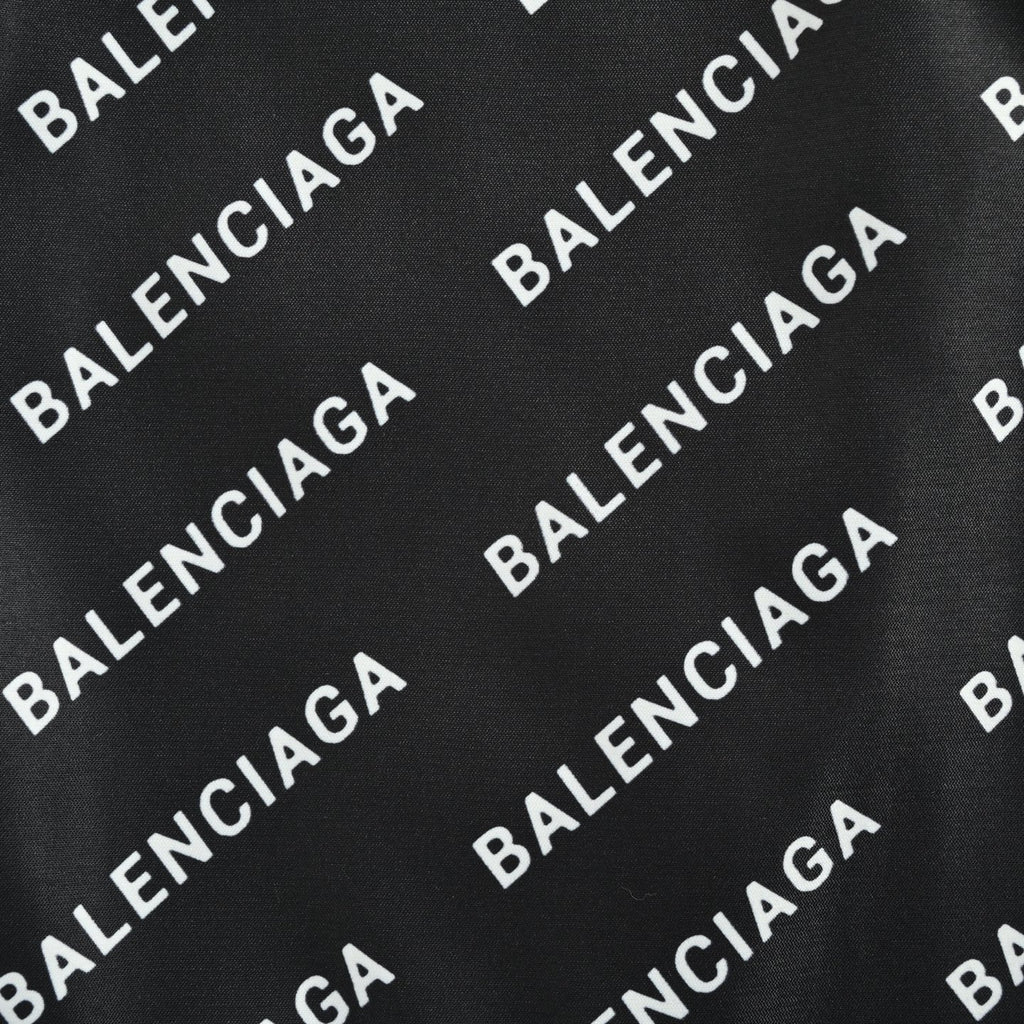 Short Balenciaga avec logo