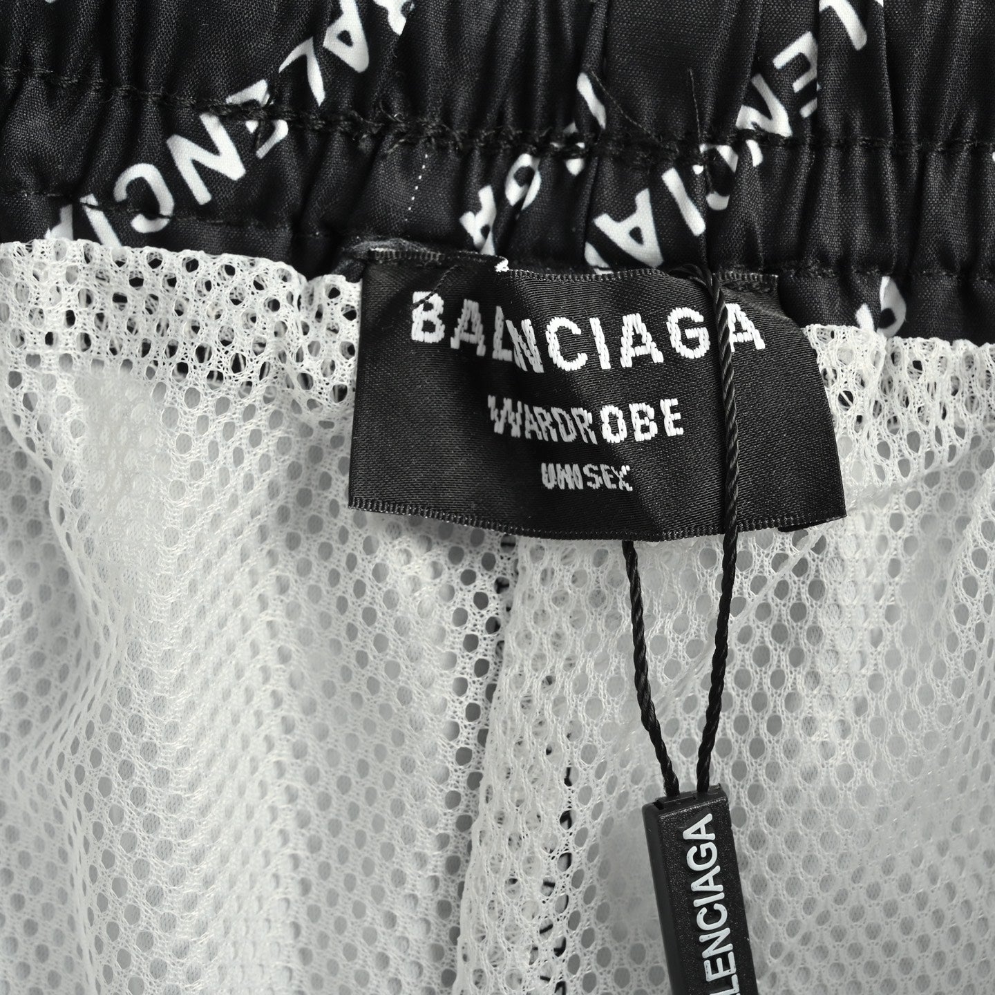 Short Balenciaga avec logo