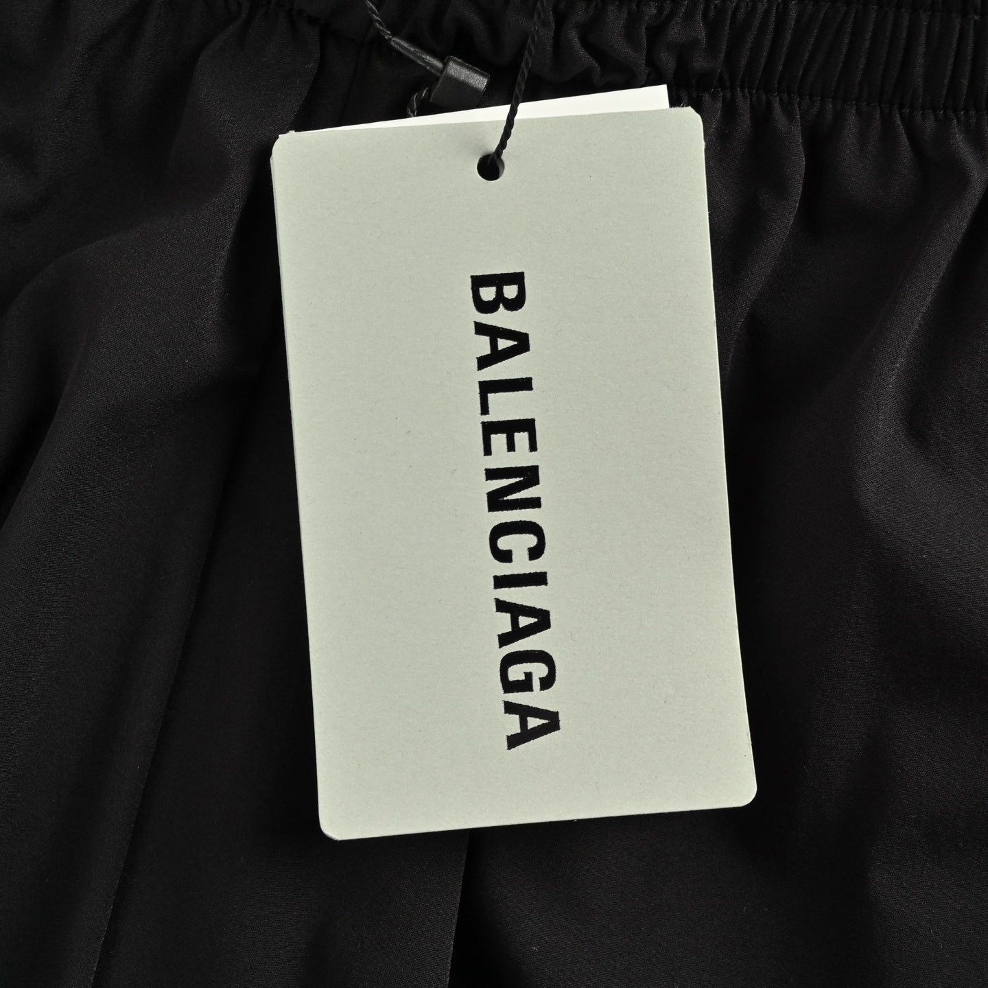 Short Balenciaga avec logo