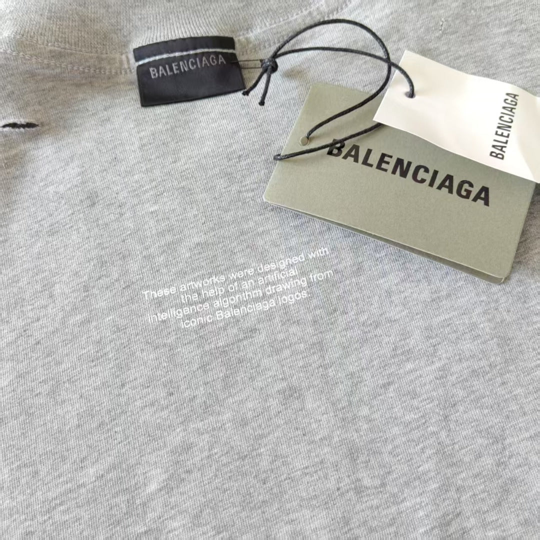 Chemise à manches courtes Balenciaga ! générée par l'IA