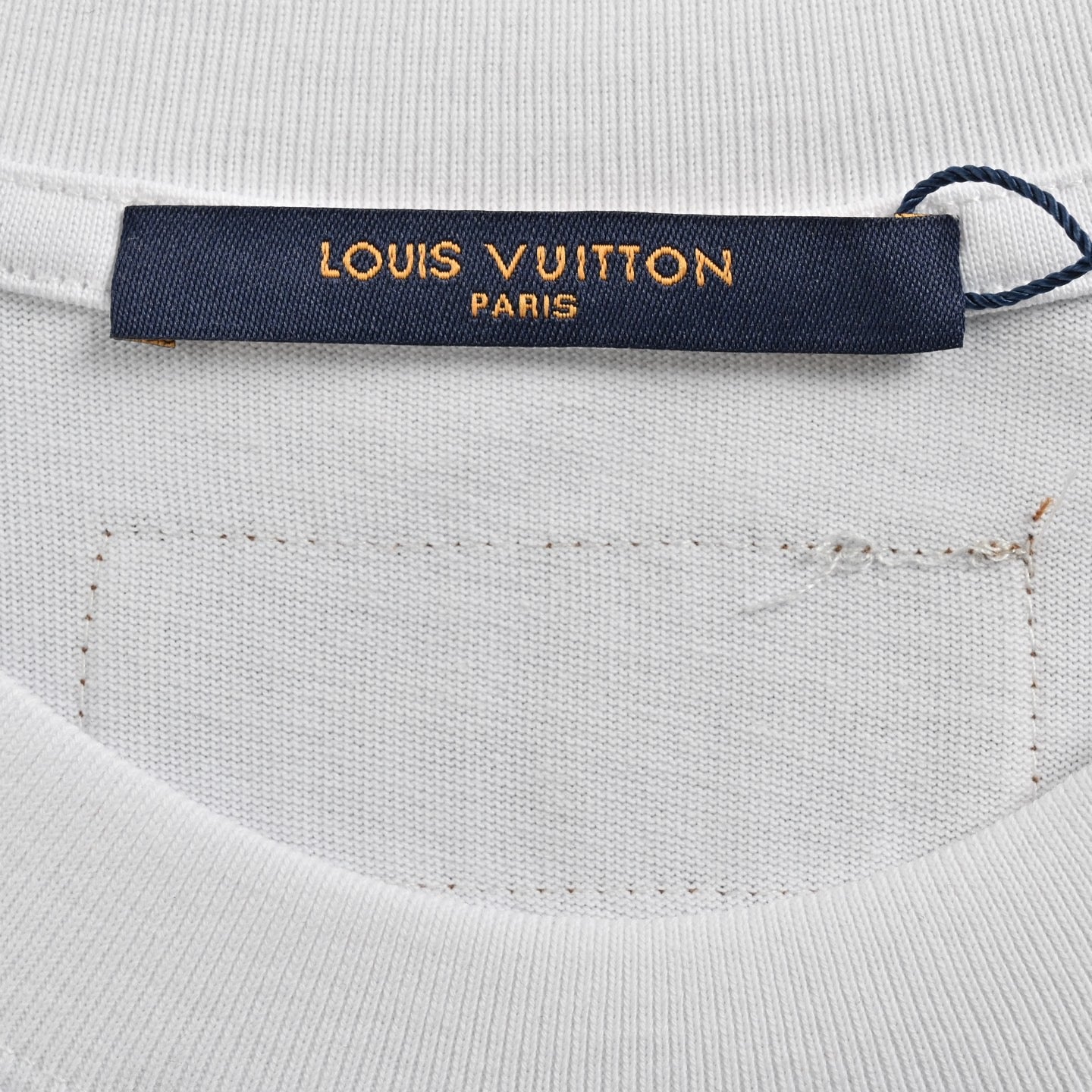 T-shirt à manches courtes avec monogramme LV