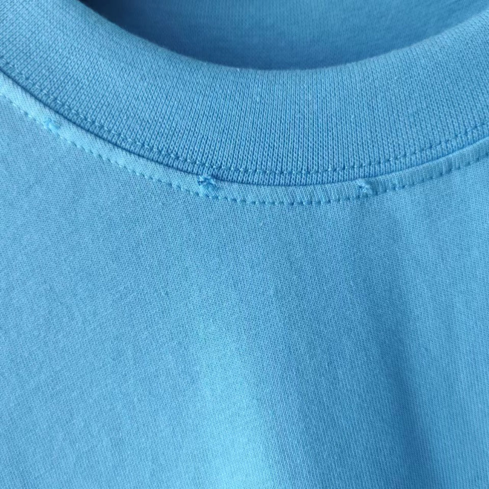 T-shirt à manches courtes déchiré Balenciaga !