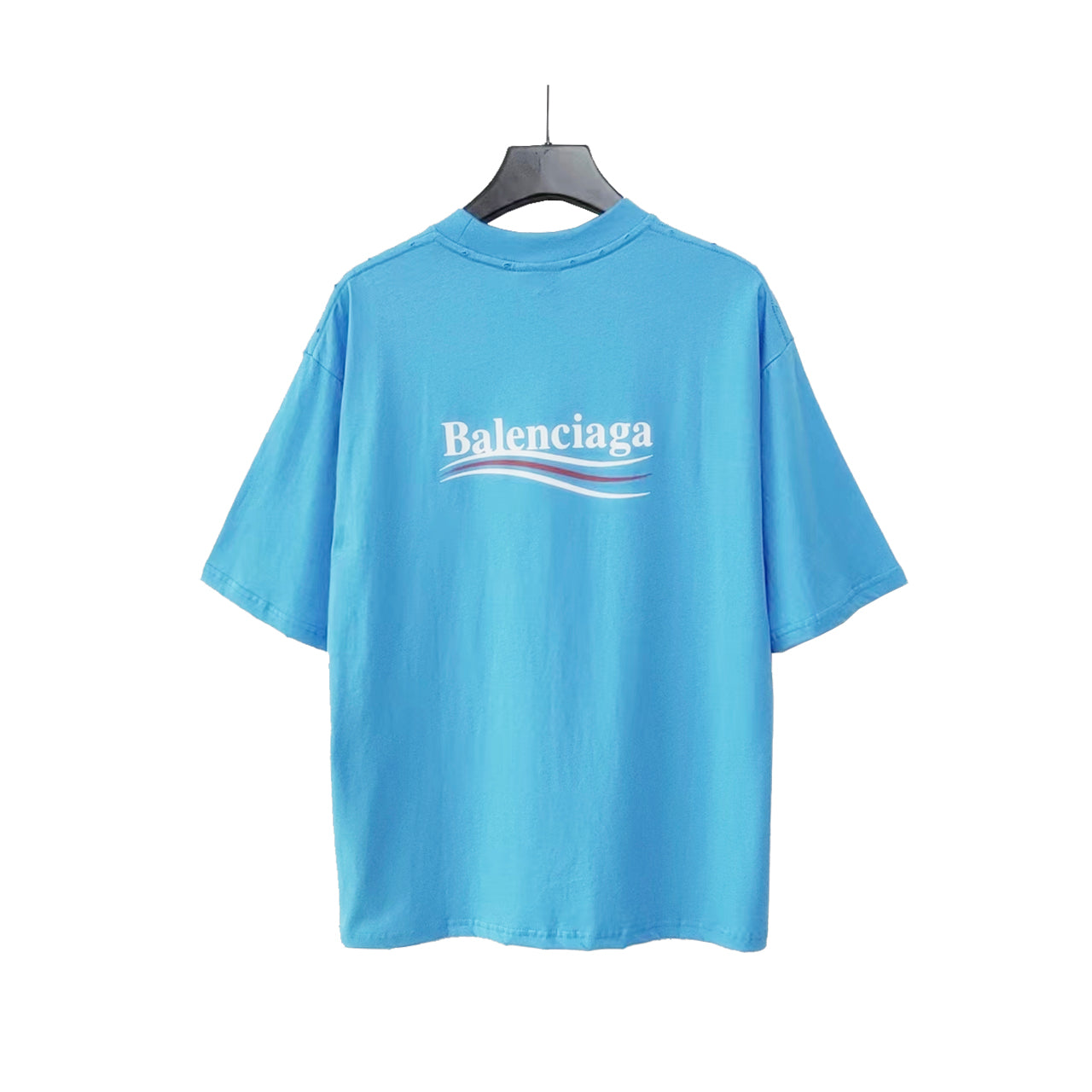 T-shirt à manches courtes déchiré Balenciaga !