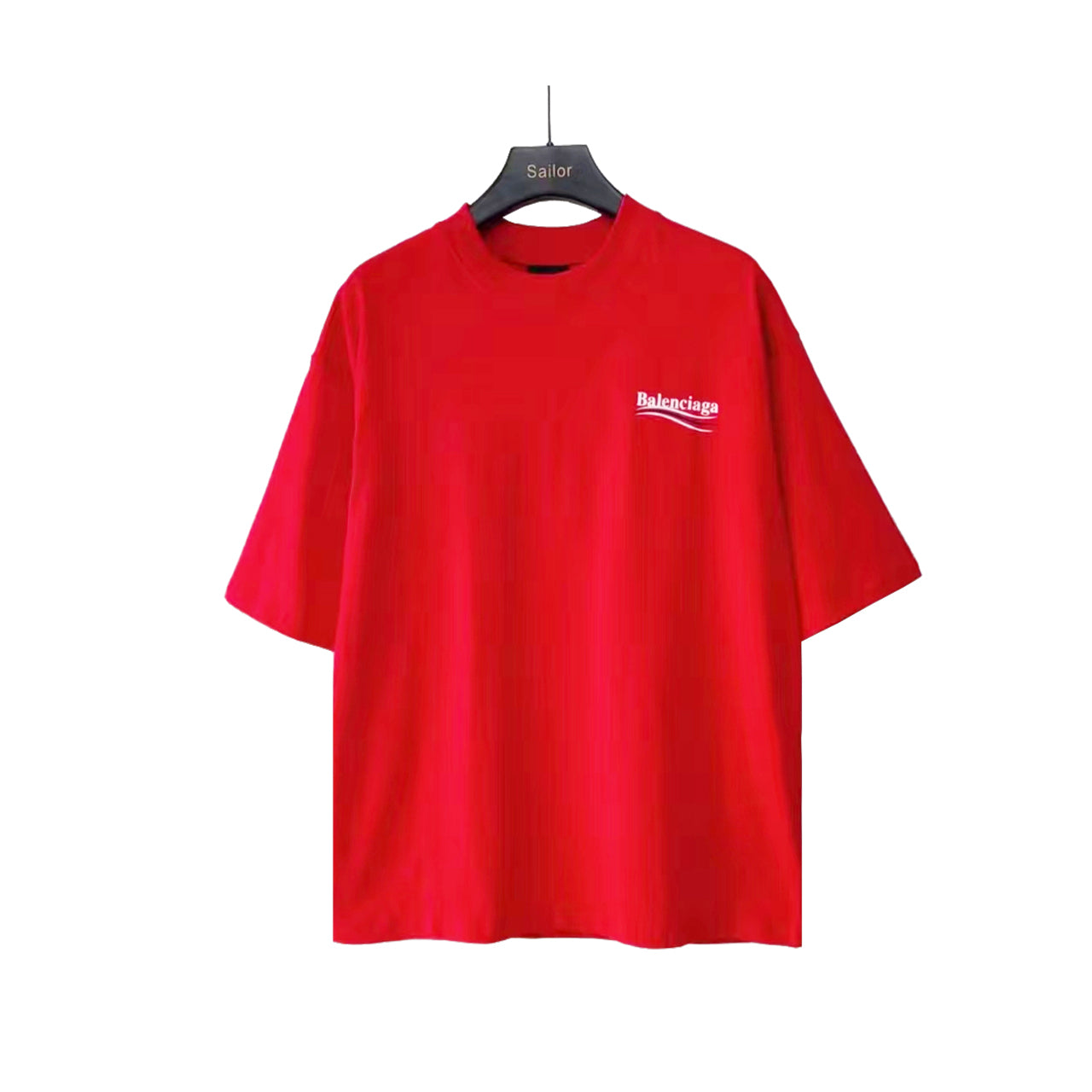 T-shirt à manches courtes déchiré Balenciaga !