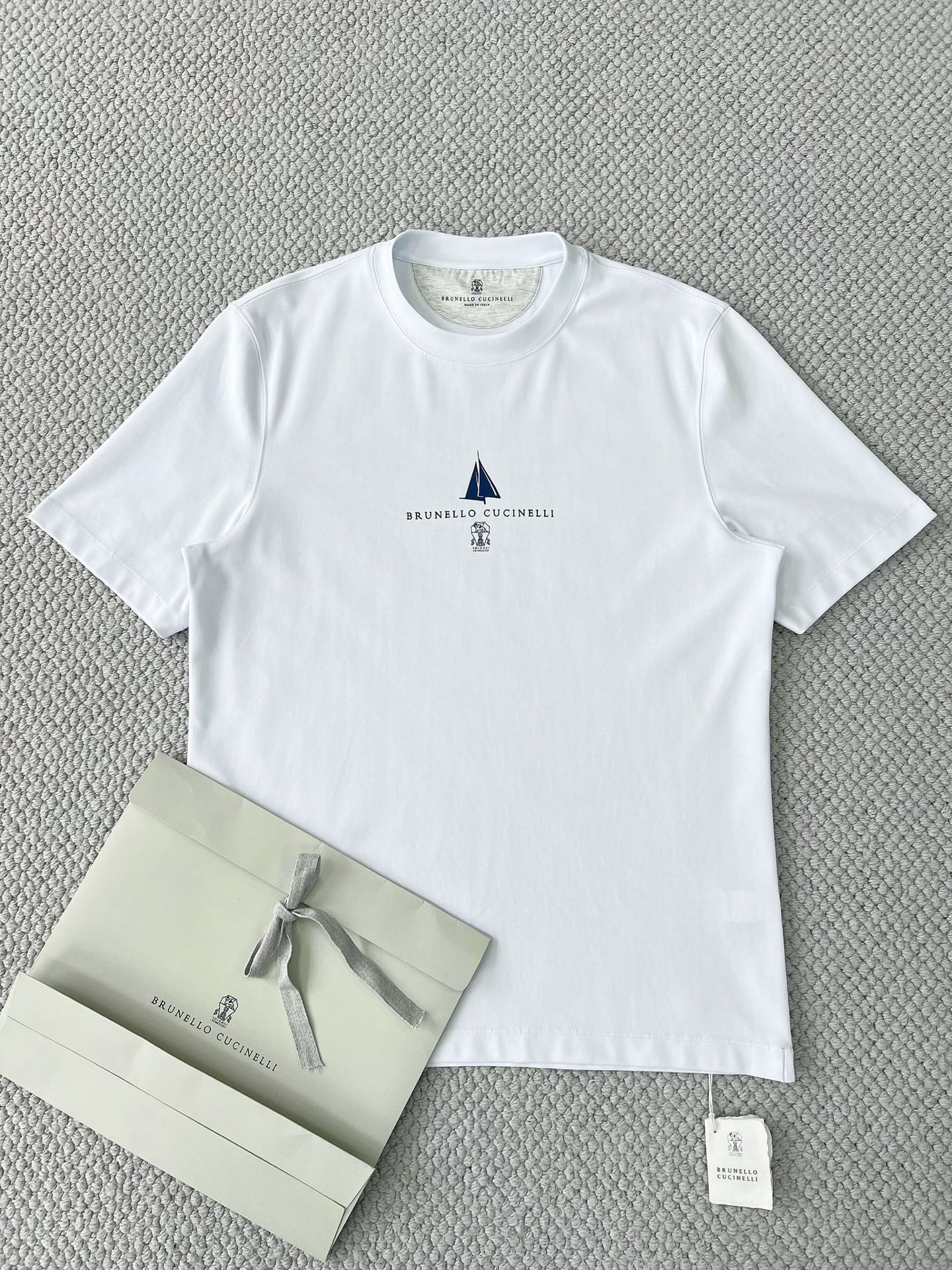 T-shirt à manches courtes en coton avec logo Brunello Cucinell!