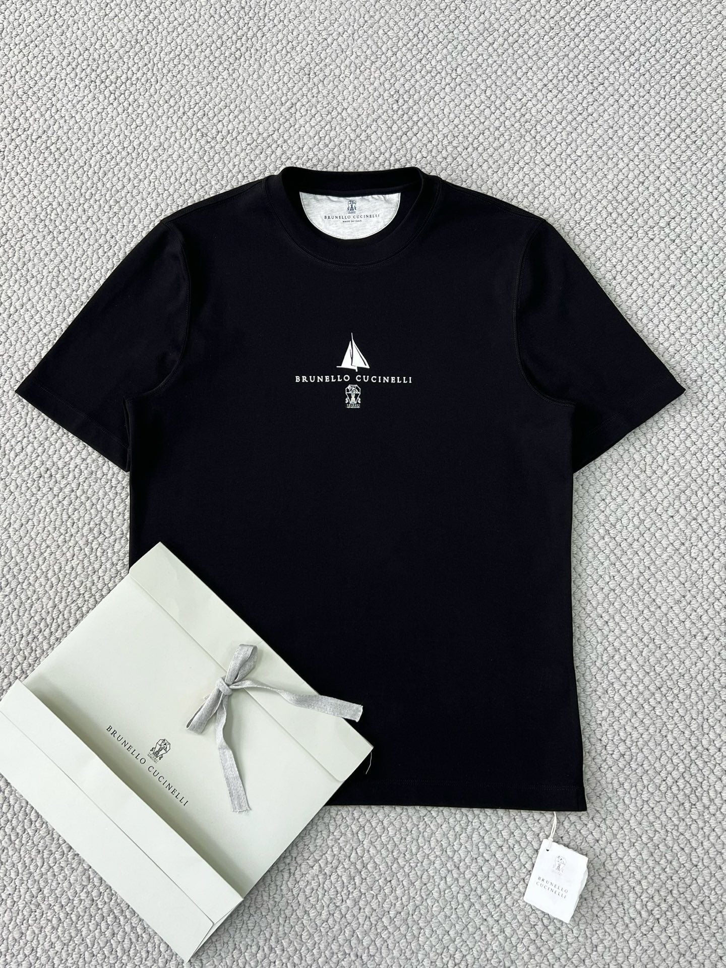T-shirt à manches courtes en coton avec logo Brunello Cucinell!