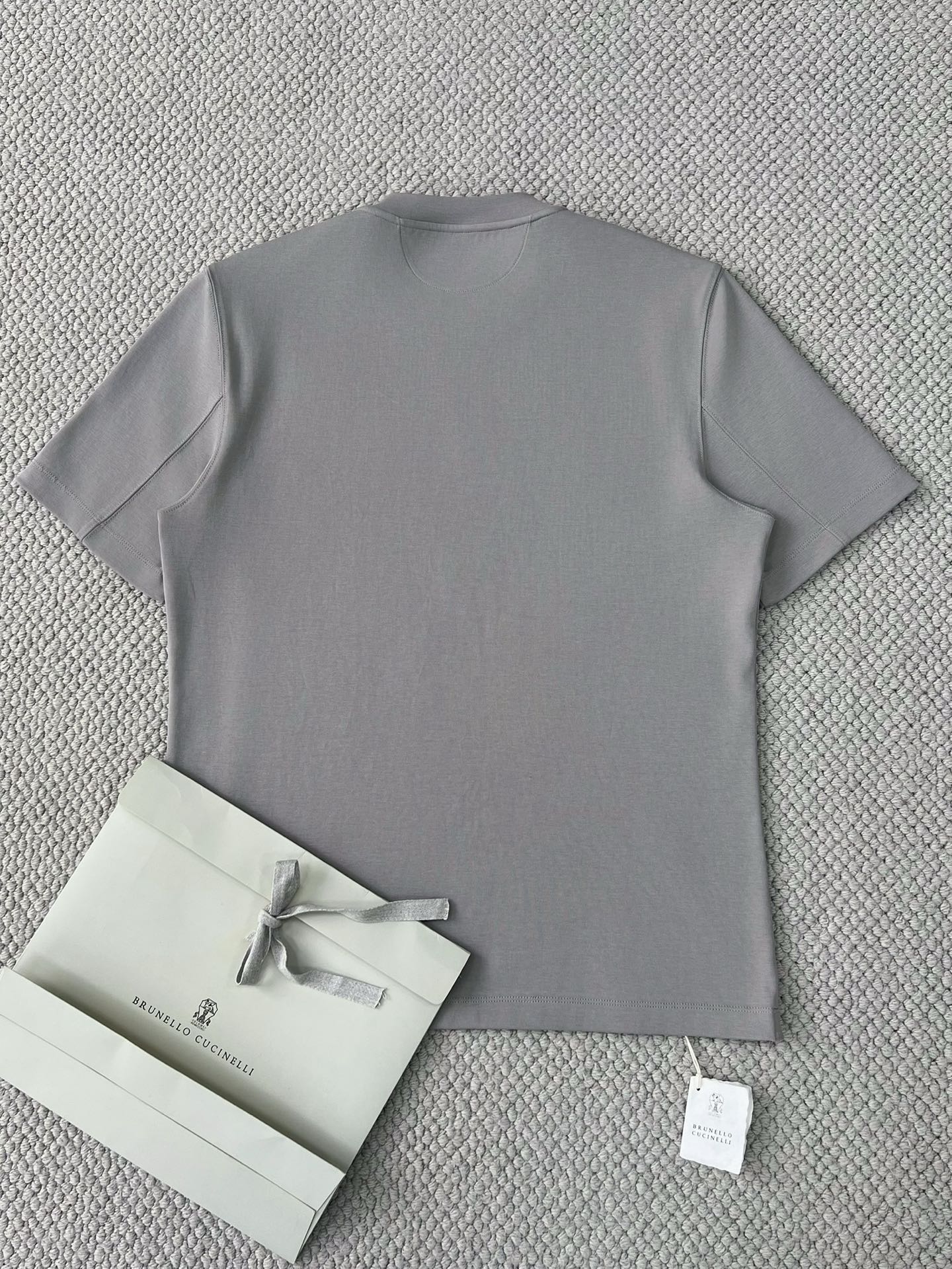 T-shirt à manches courtes en coton avec logo Brunello Cucinell!