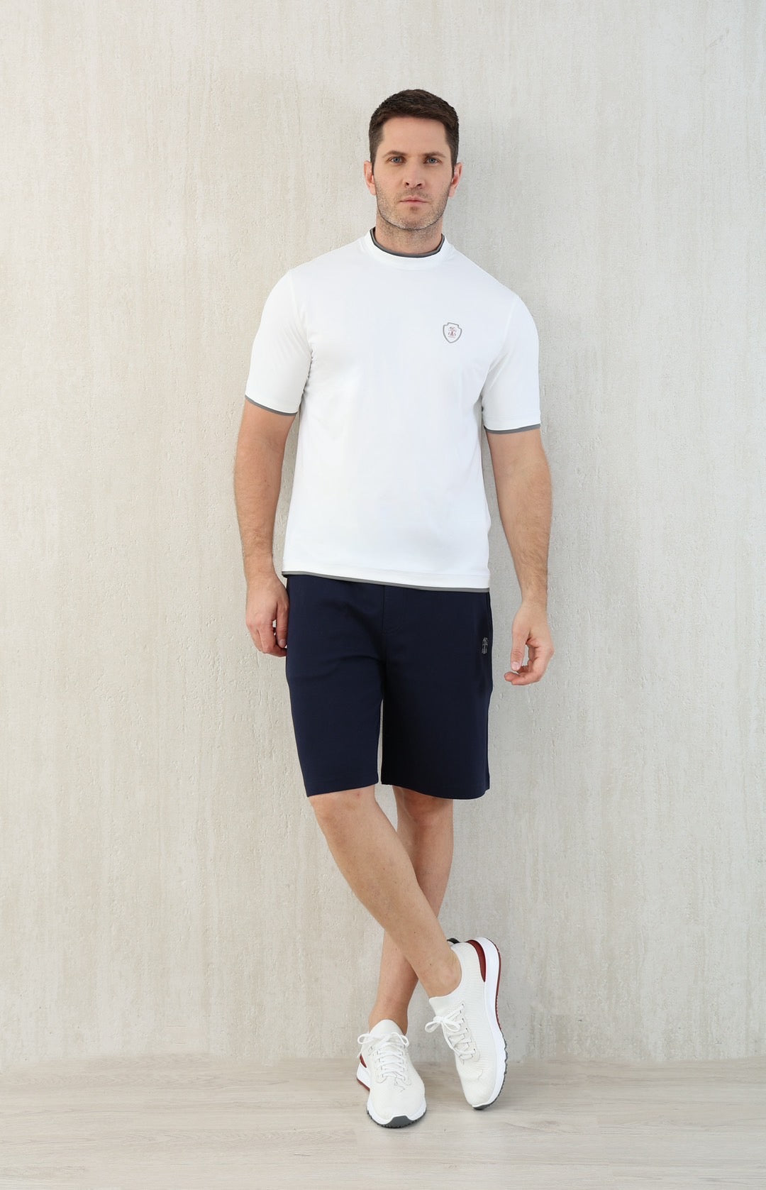 T-shirt ras du cou avec plaque logo Brunello Cucinell!
