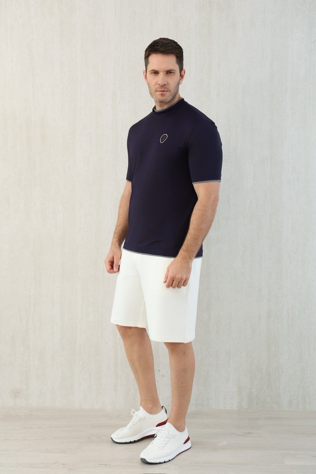 T-shirt ras du cou avec plaque logo Brunello Cucinell!