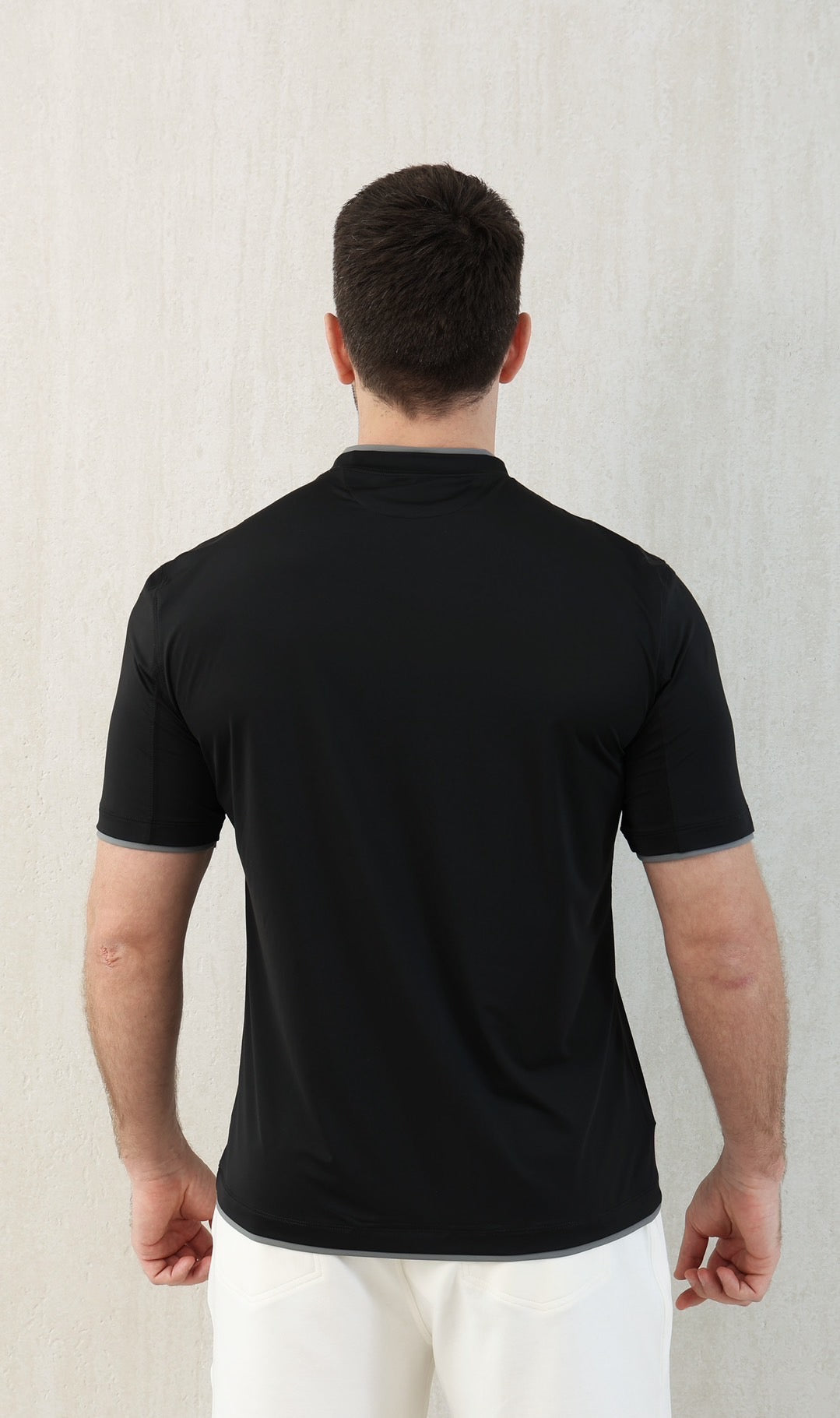 T-shirt ras du cou avec plaque logo Brunello Cucinell!