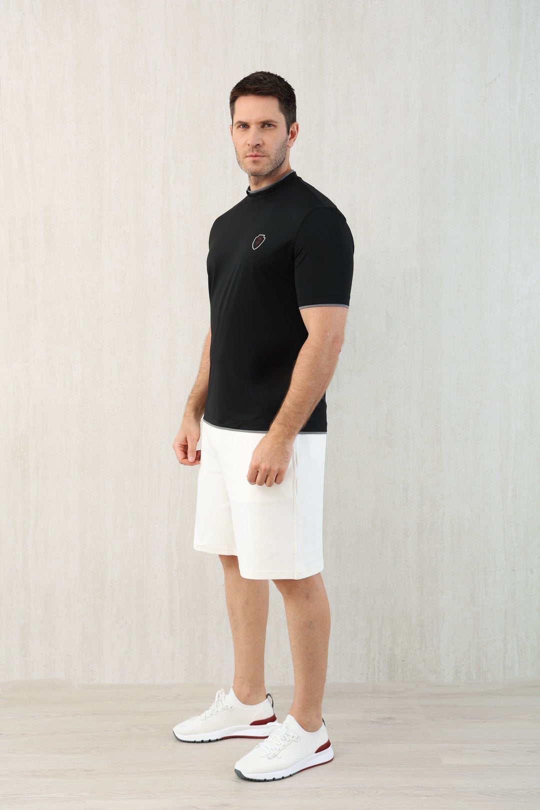 T-shirt ras du cou avec plaque logo Brunello Cucinell!