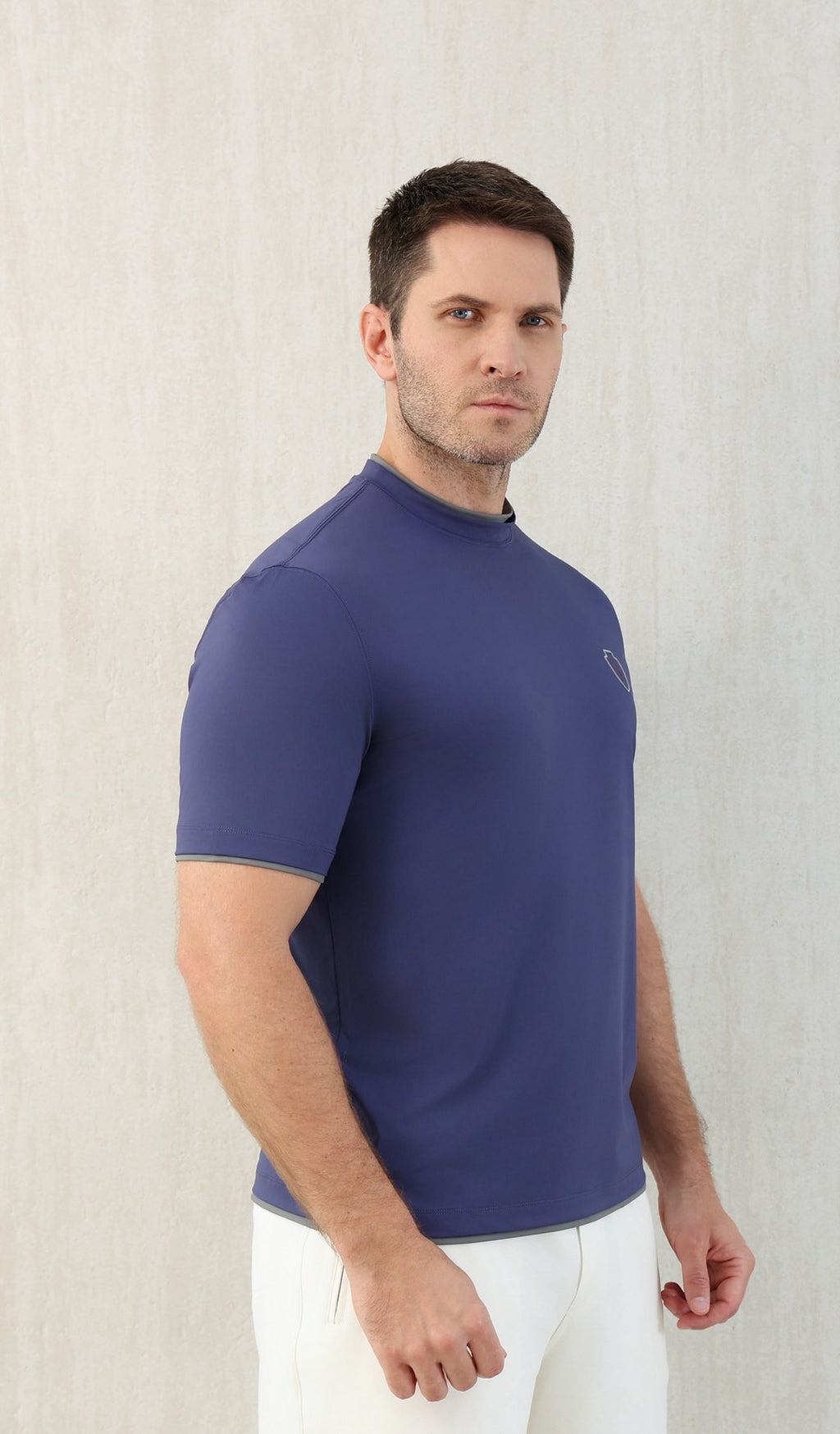 T-shirt ras du cou avec plaque logo Brunello Cucinell!