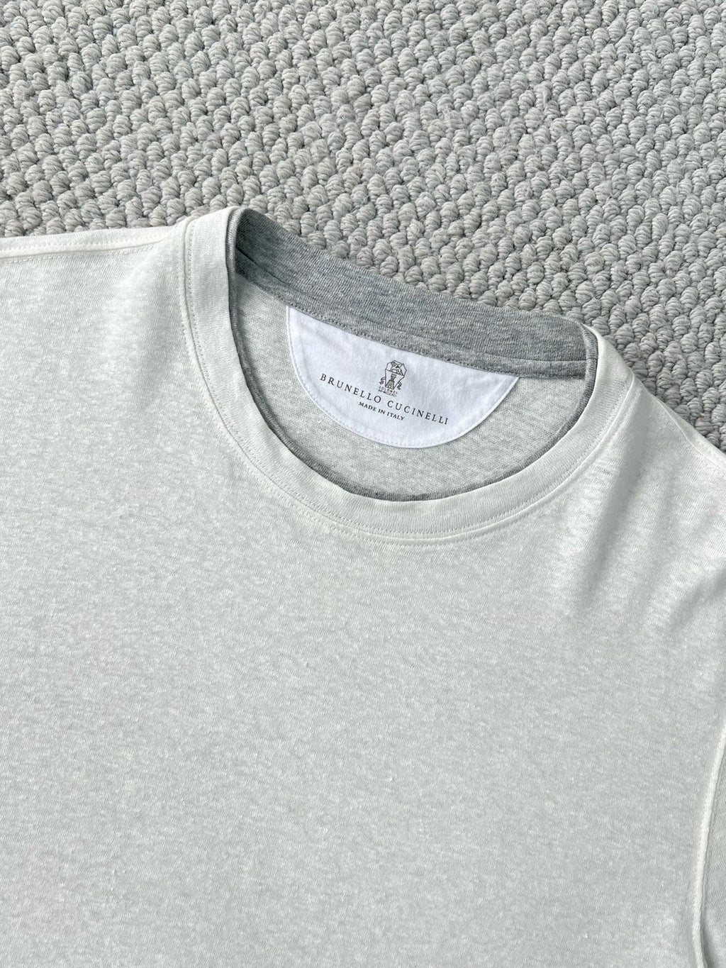 T-shirt à manches courtes et col ras du cou Brunello Cucinell! Fit