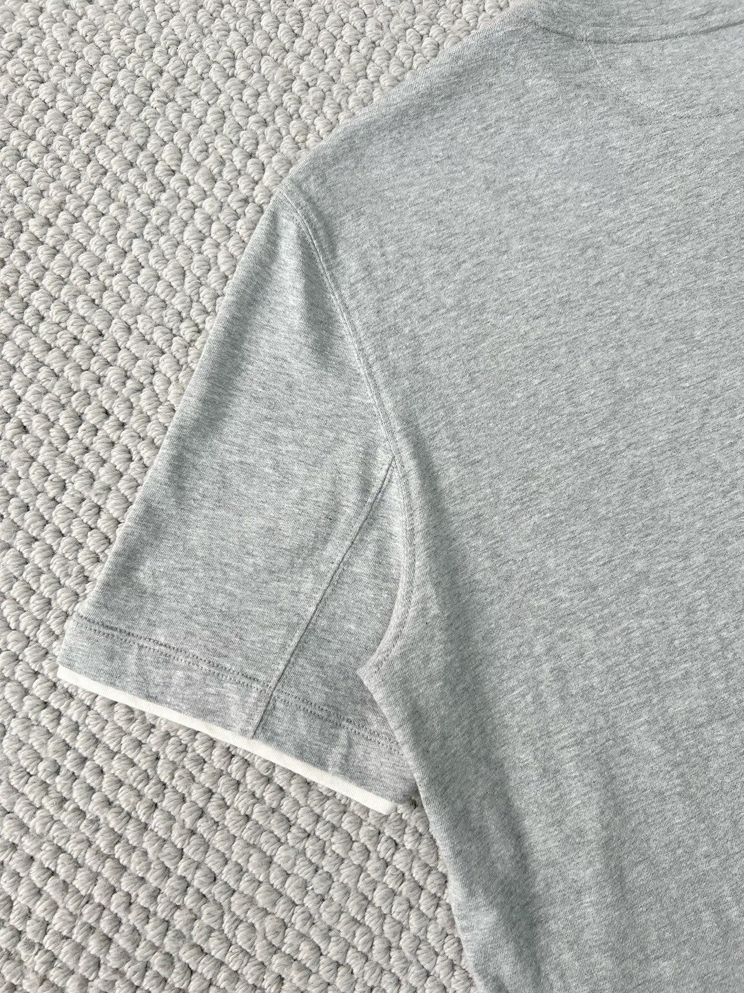 T-shirt à manches courtes et col ras du cou Brunello Cucinell! Fit