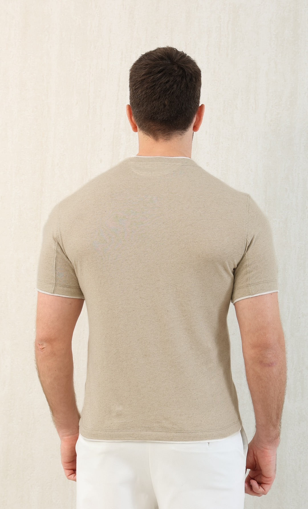 T-shirt à manches courtes et col ras du cou Brunello Cucinell! Fit